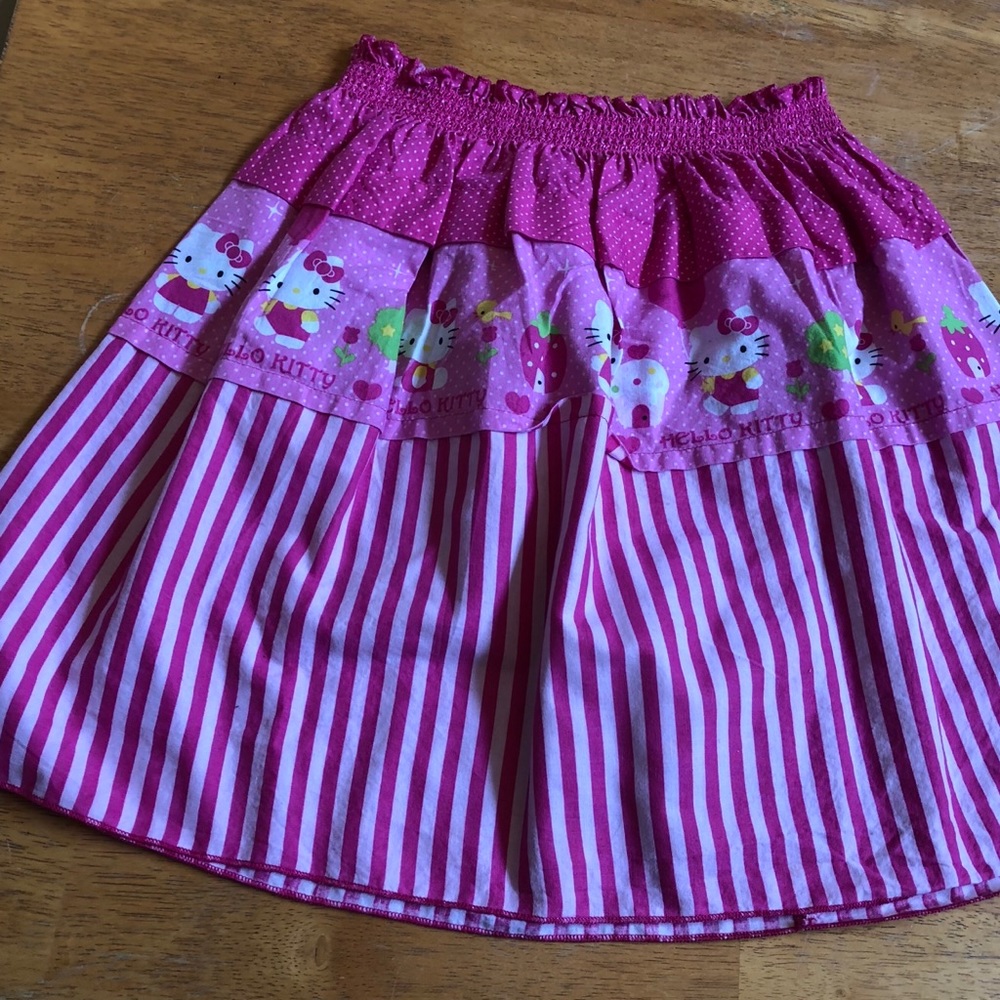 Hand sewn Hello Kitty skirt very good cond S/M